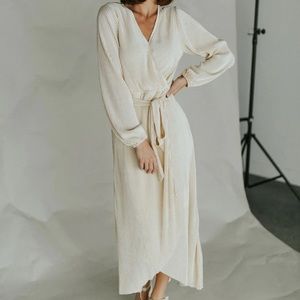 Henly boutique MARILYN RIBBED MIDI IN IVORY